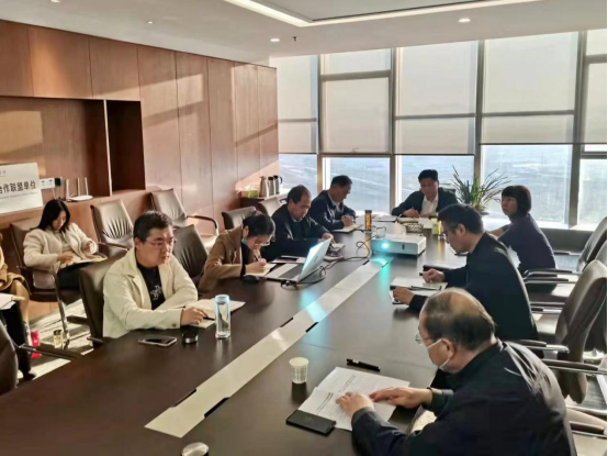 1118新聞稿-駐馬店市產(chǎn)業(yè)投資集團有限公司黨委理論中心組學習貫徹十九屆六中全會精神360.png 1118新聞稿-駐馬店市產(chǎn)業(yè)投資集團有限公司黨委理論中心組學習貫徹十九屆六中全會精神360.png